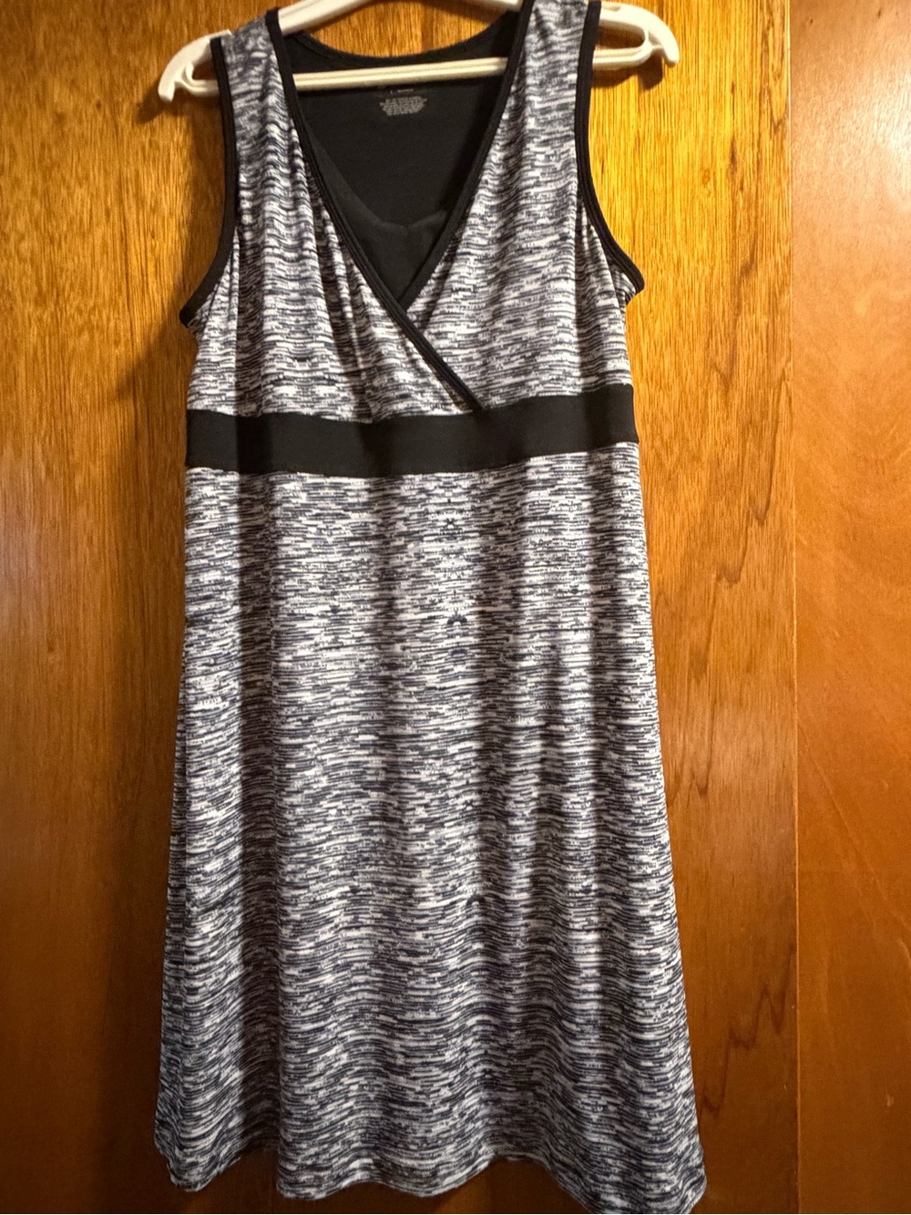 Sleeveless Black & Heather Gray Knit V-Neck Dress